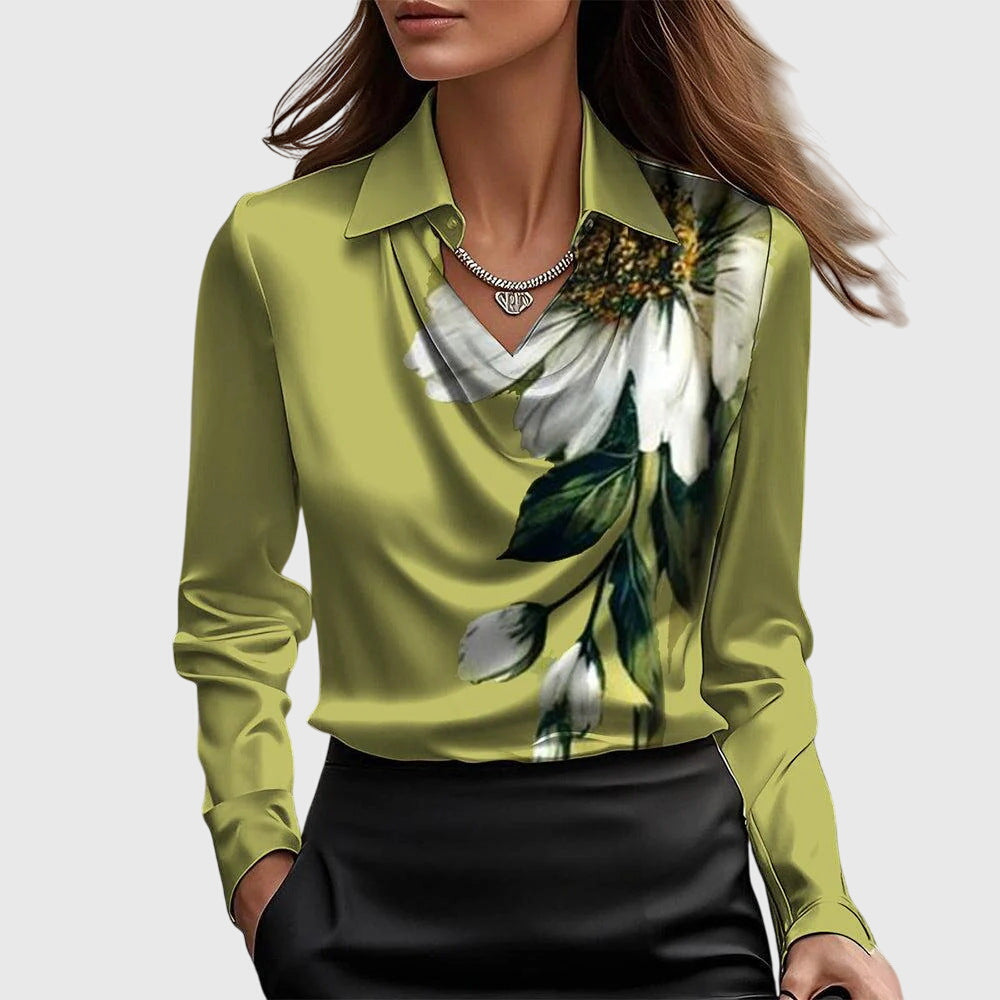 Sylvie™ | Bluse mit luxuriösem Glanz und Faltenkragen